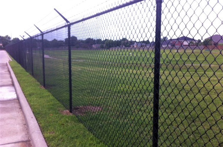 commercial chain link 2 Custom Security Fence